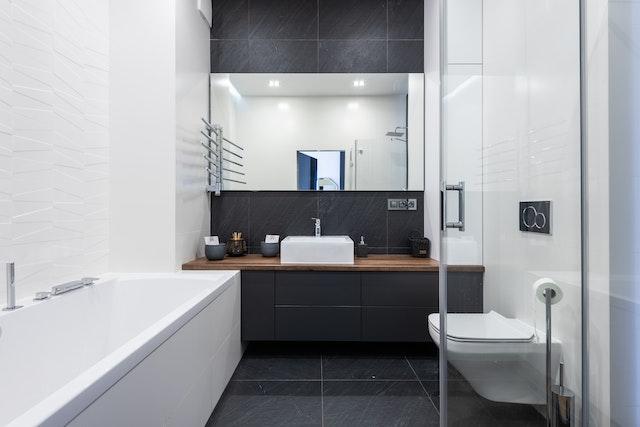 Bathroom Remodeling: The Ultimate Guide